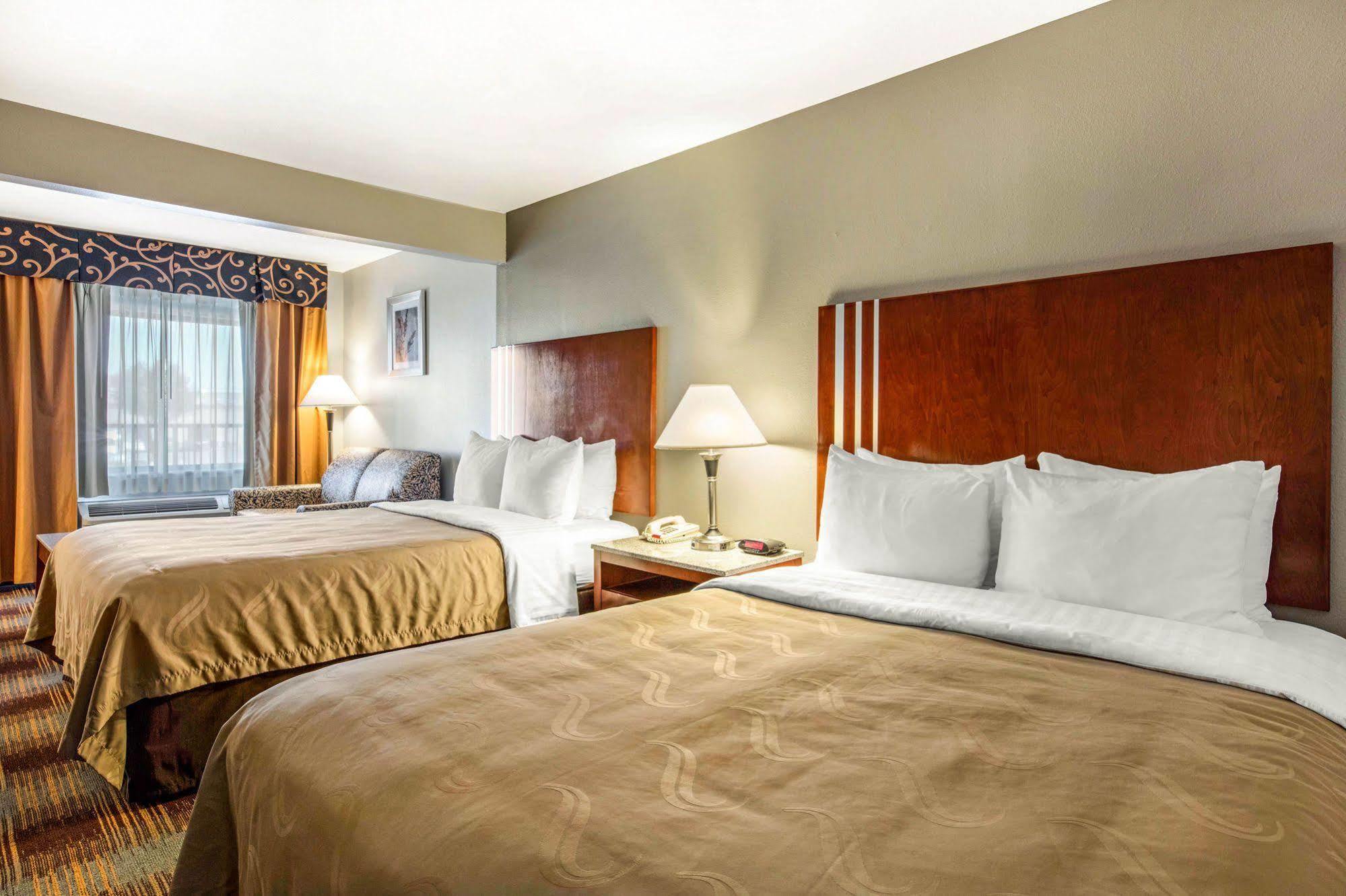 Quality Inn Airport I-240 Memphis Buitenkant foto