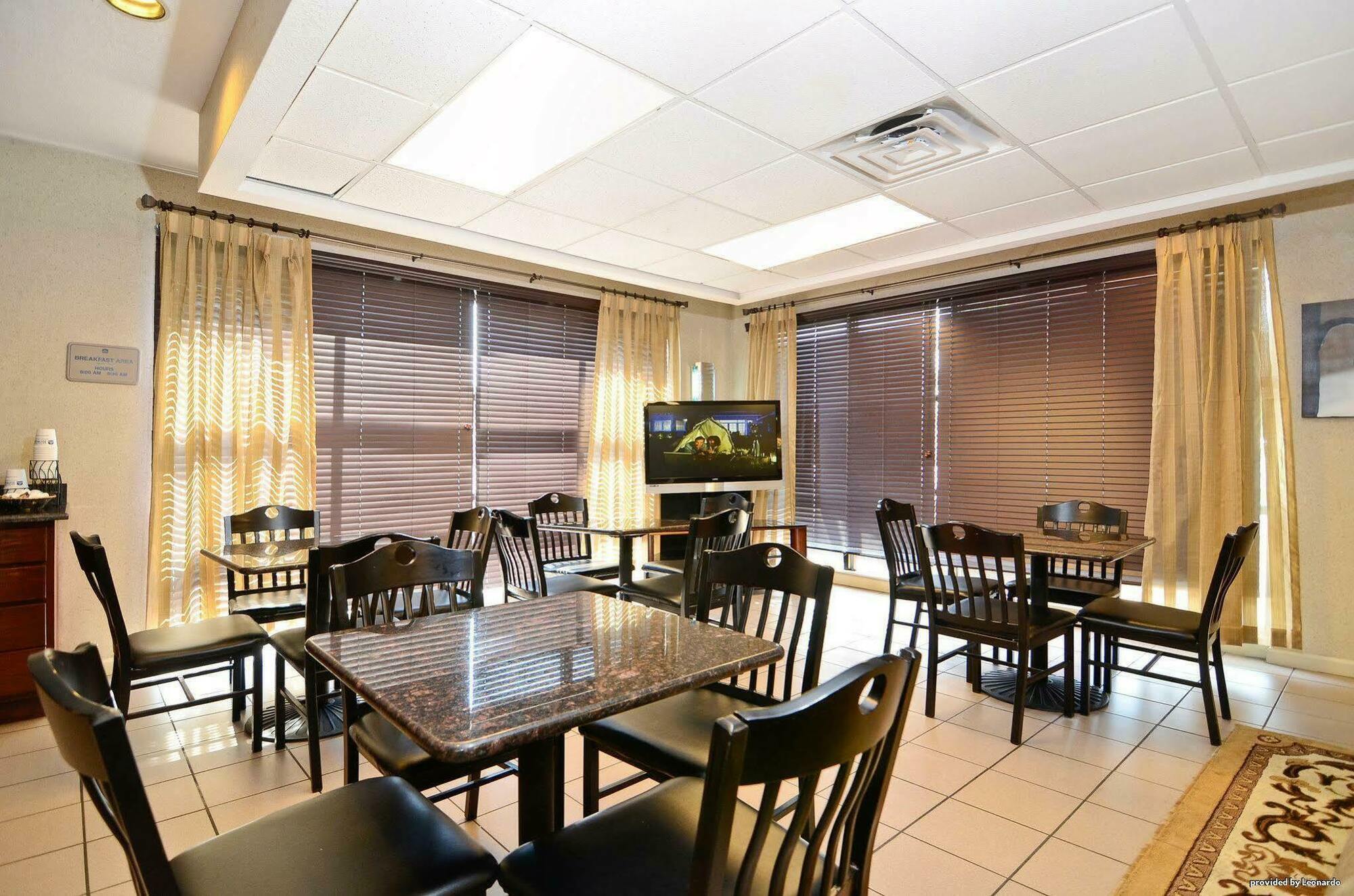 Quality Inn Airport I-240 Memphis Buitenkant foto