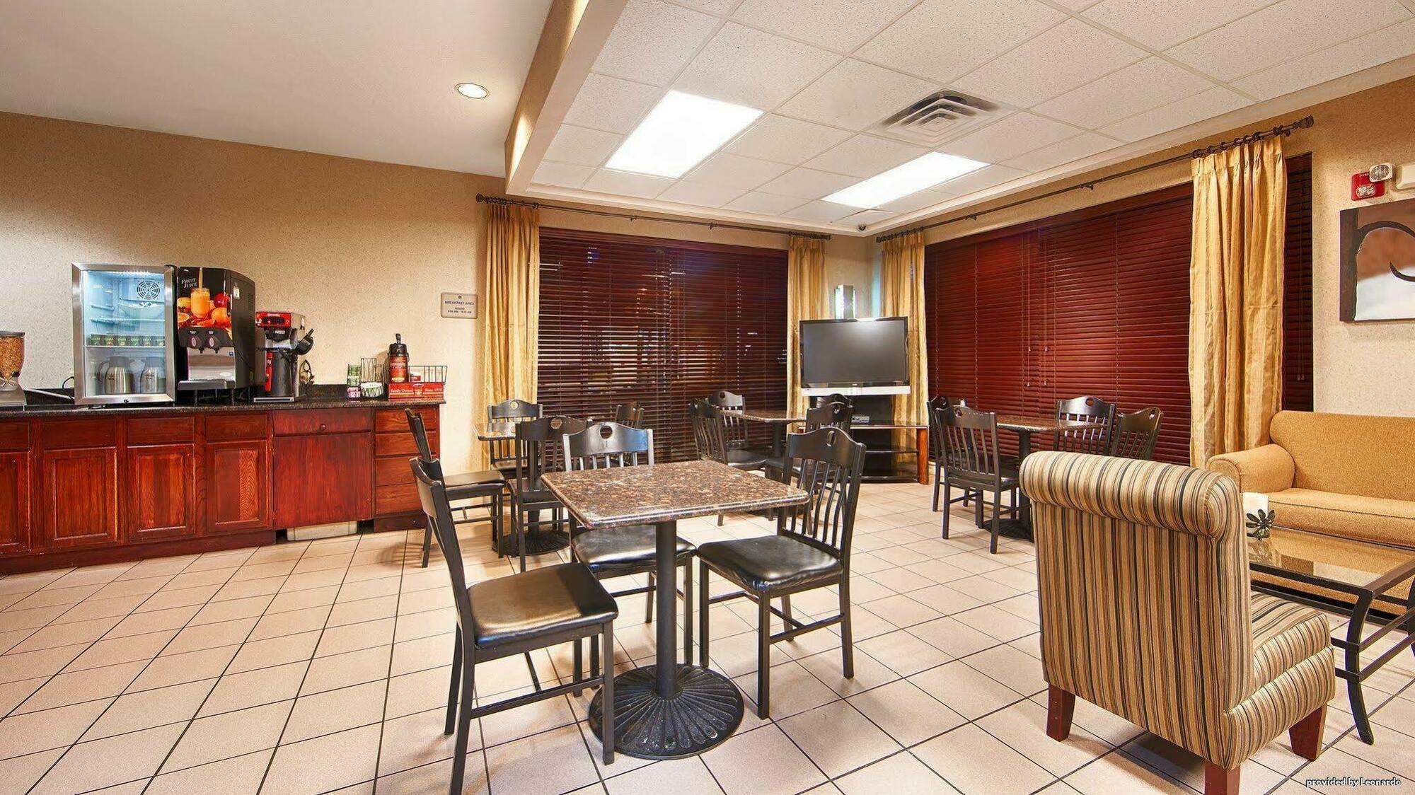 Quality Inn Airport I-240 Memphis Buitenkant foto